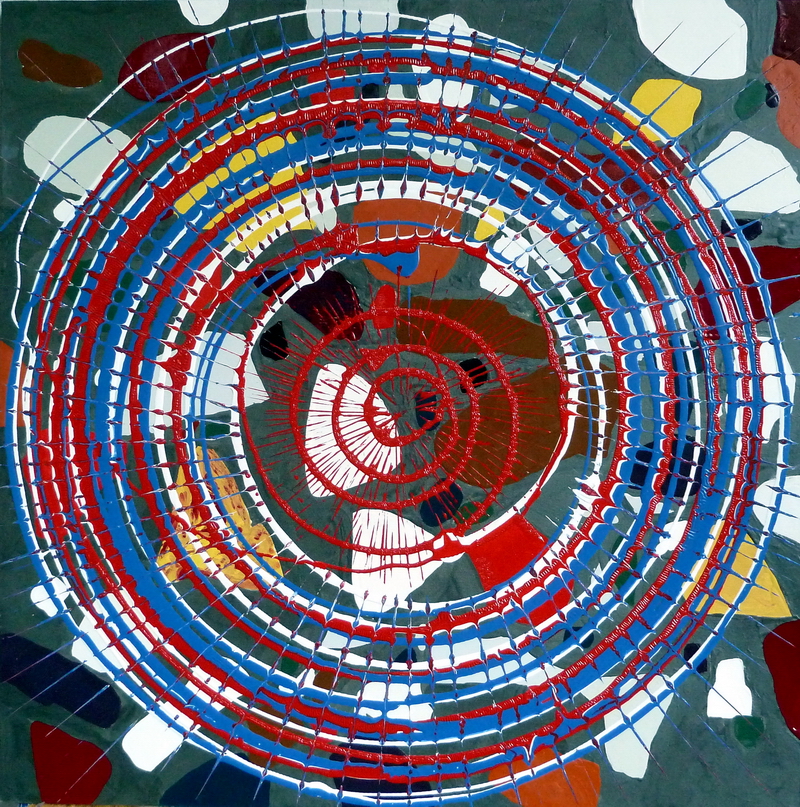 Smalti su tela con spirale rossa e cerchi concentrici multicolori su fondo materico.